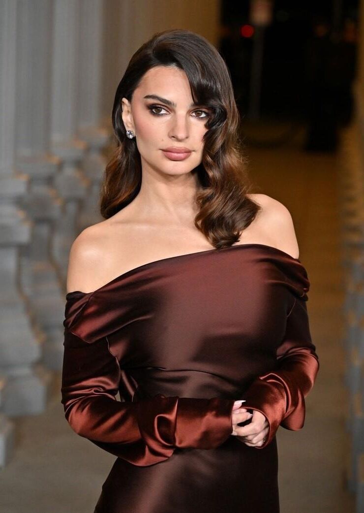 Vestido de Emily Ratajkowski