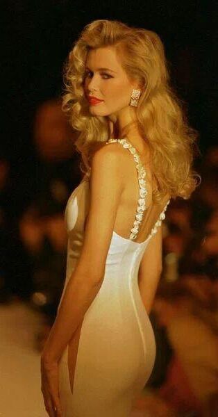 Claudia Schiffer Wank Collection Vol.