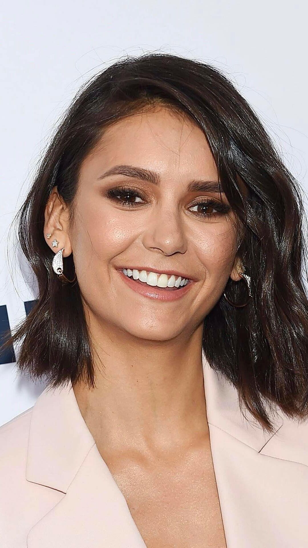 Les femmes que j'aime : Nina Dobrev