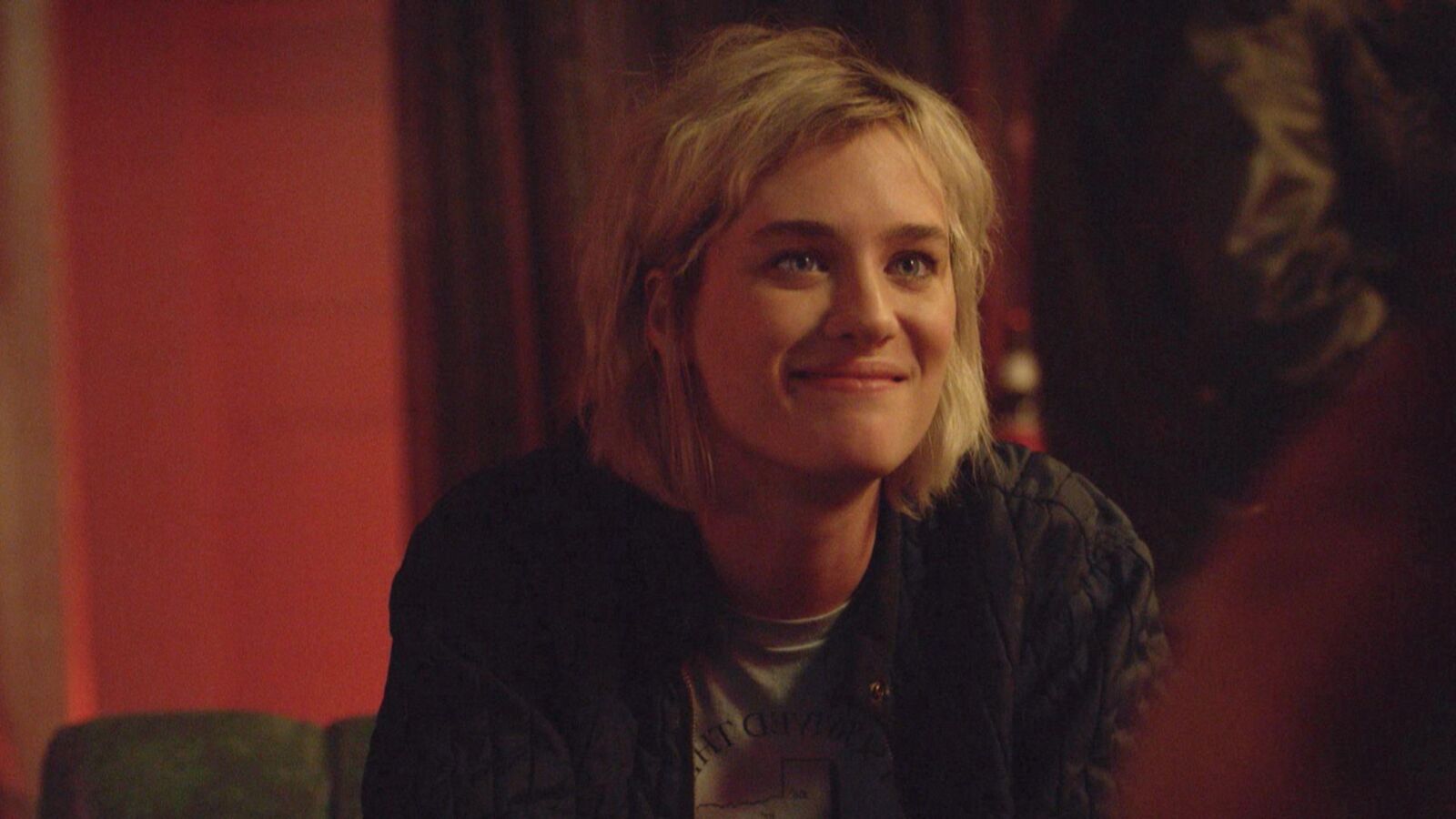 Mackenzie Davis So sexy.