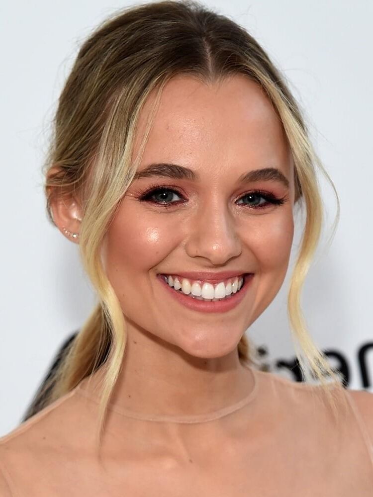 Madison Iseman is hot