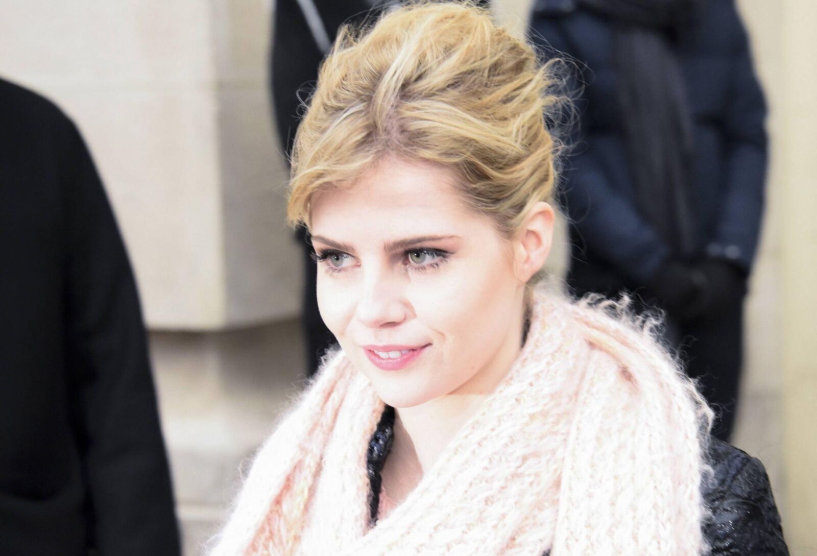 Colección de fanáticos de Lucy Boynton