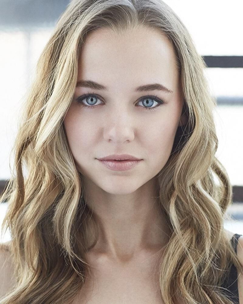 Madison Iseman is hot