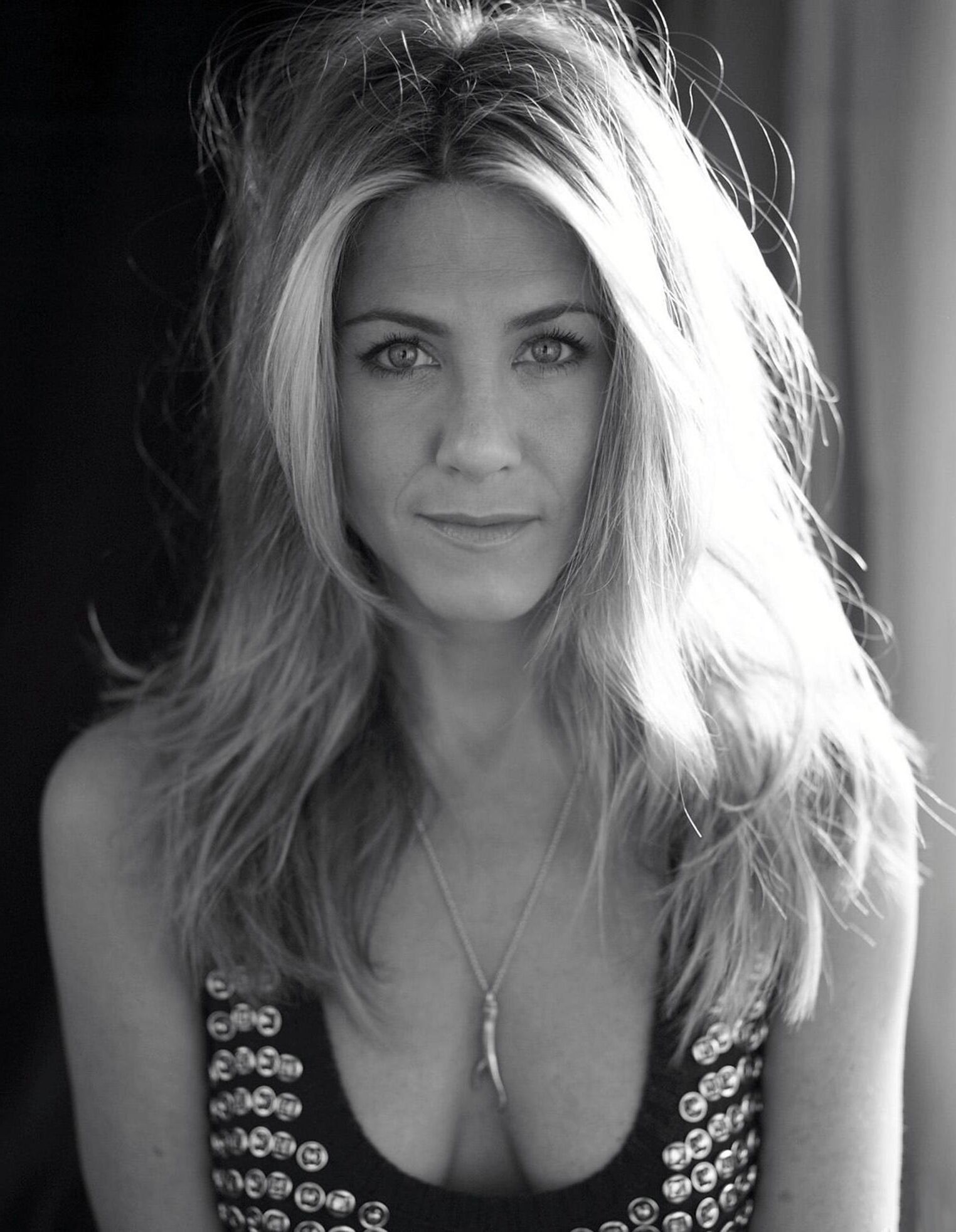 Tits Jennifer Aniston