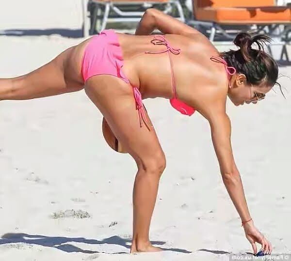 Eva Longoria Sexy Madure Beach