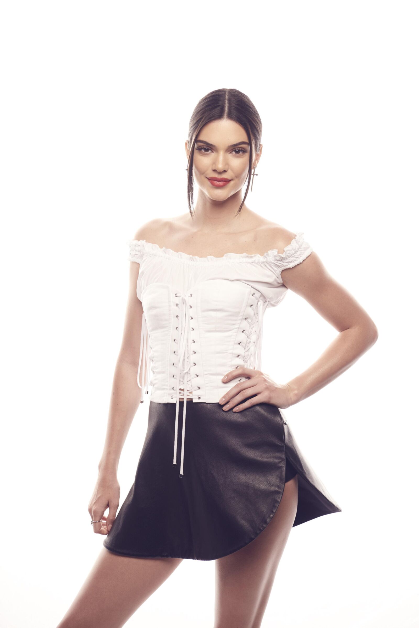 Kendall Jenner Kuwtk Anniversary Promo especial ()