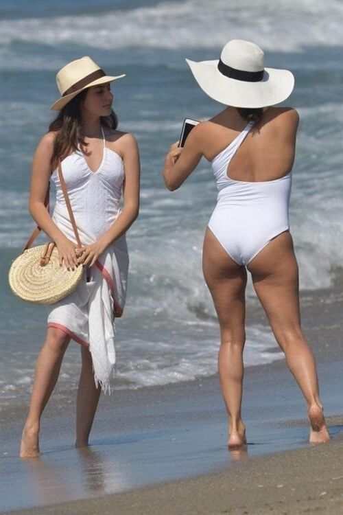 Eva Longoria Sexy Madure Beach