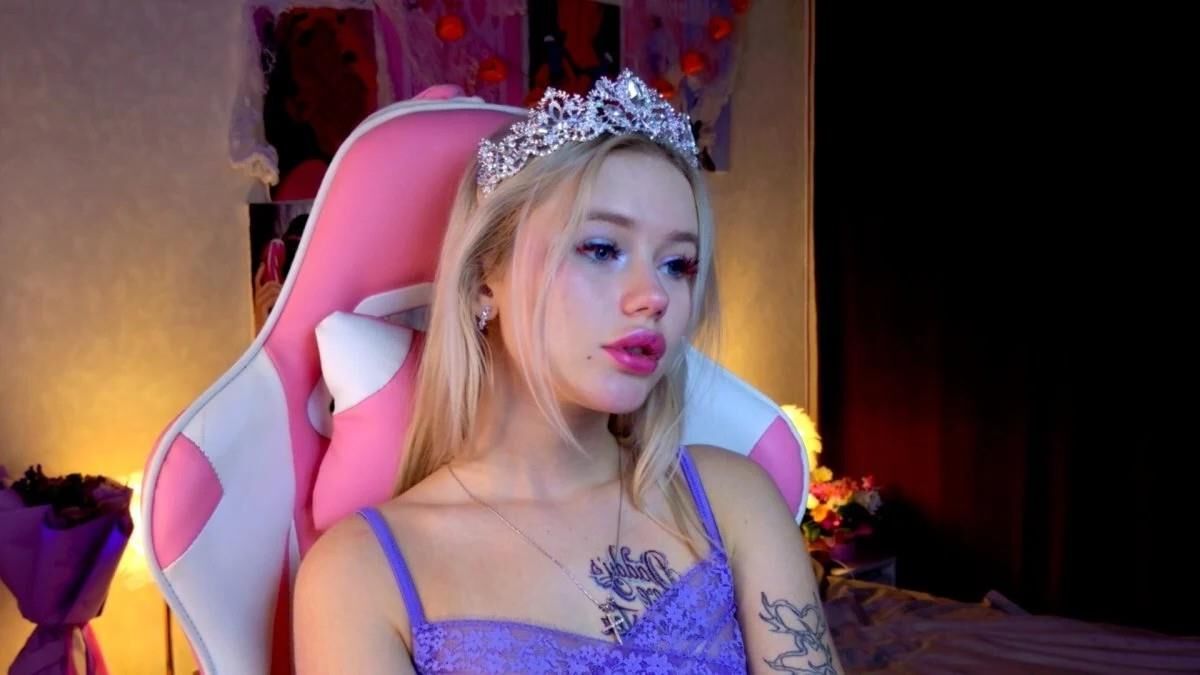 Daddy's Fuck Princess Lexie 