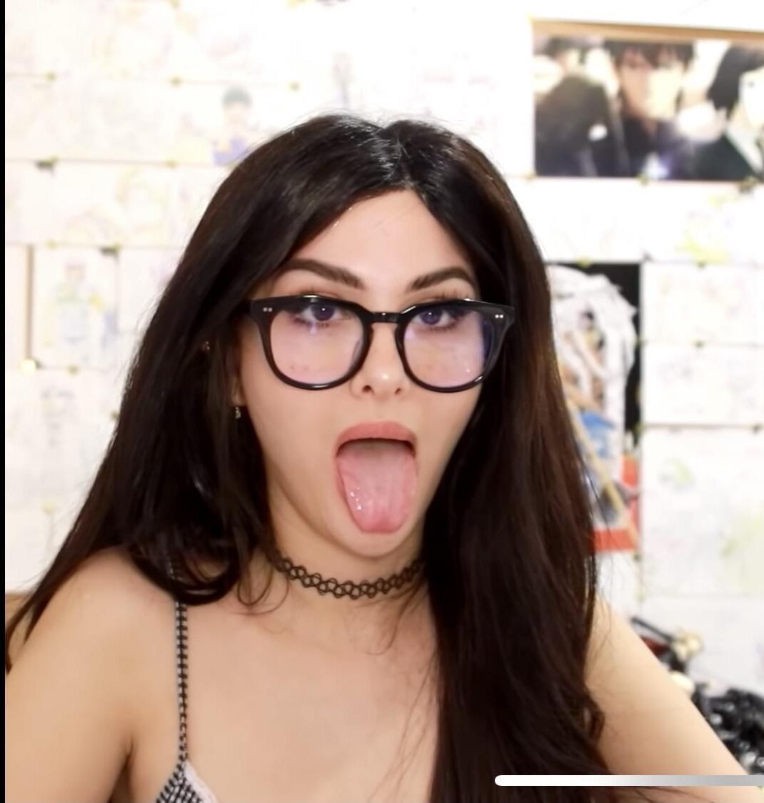 Ssssniperwolf ()