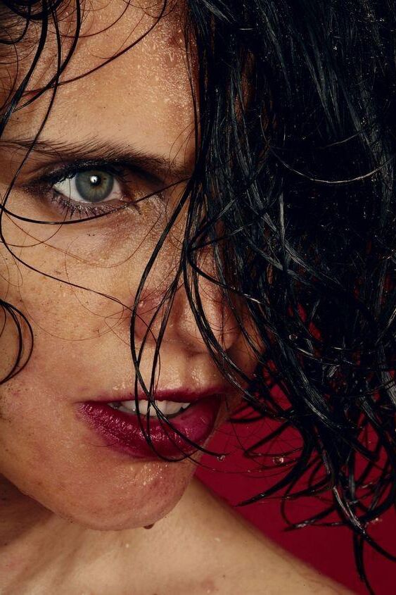 Anna Calvi