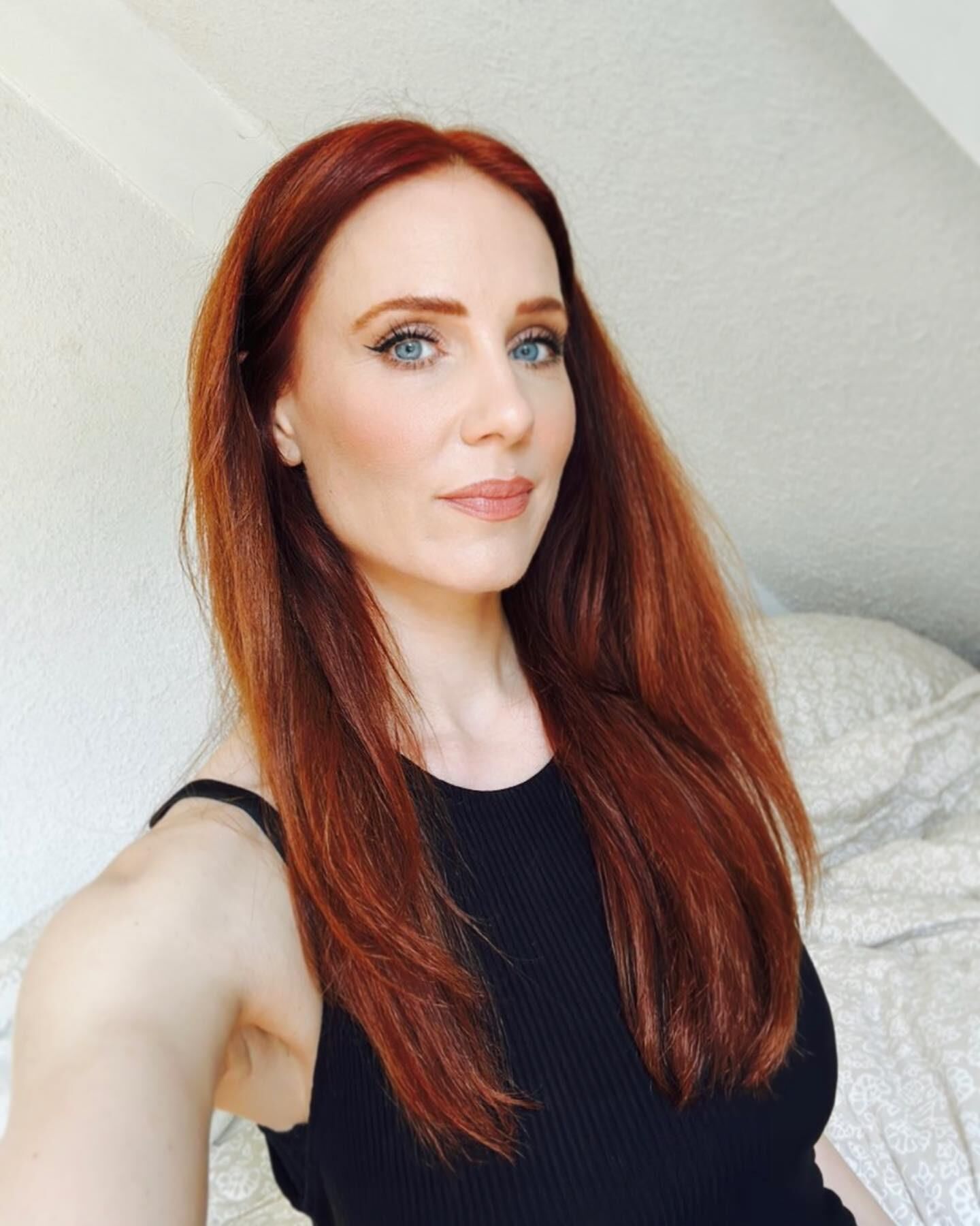 Simone Simons (niederländischer Sänger) ()