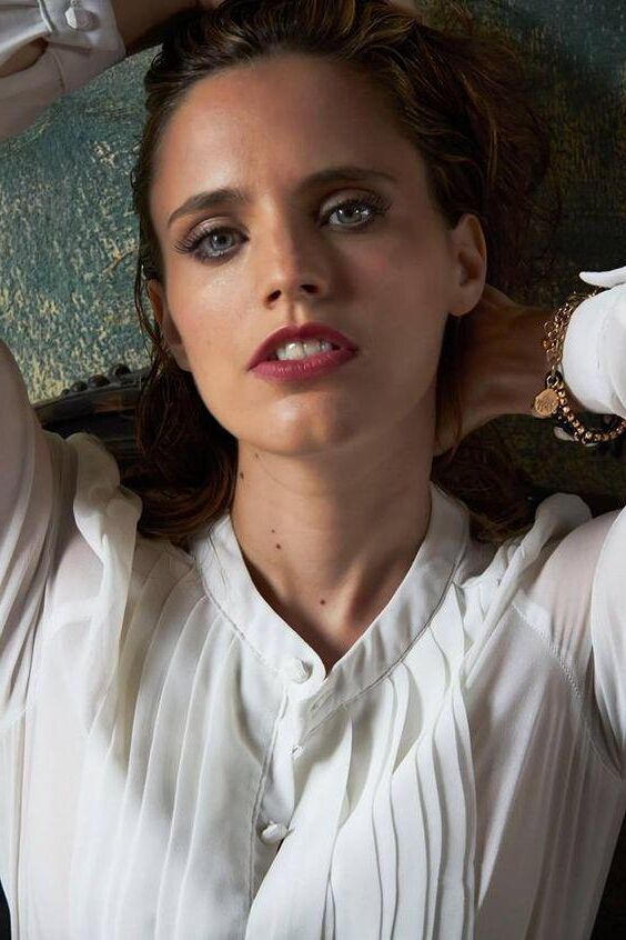 Anna Calvi