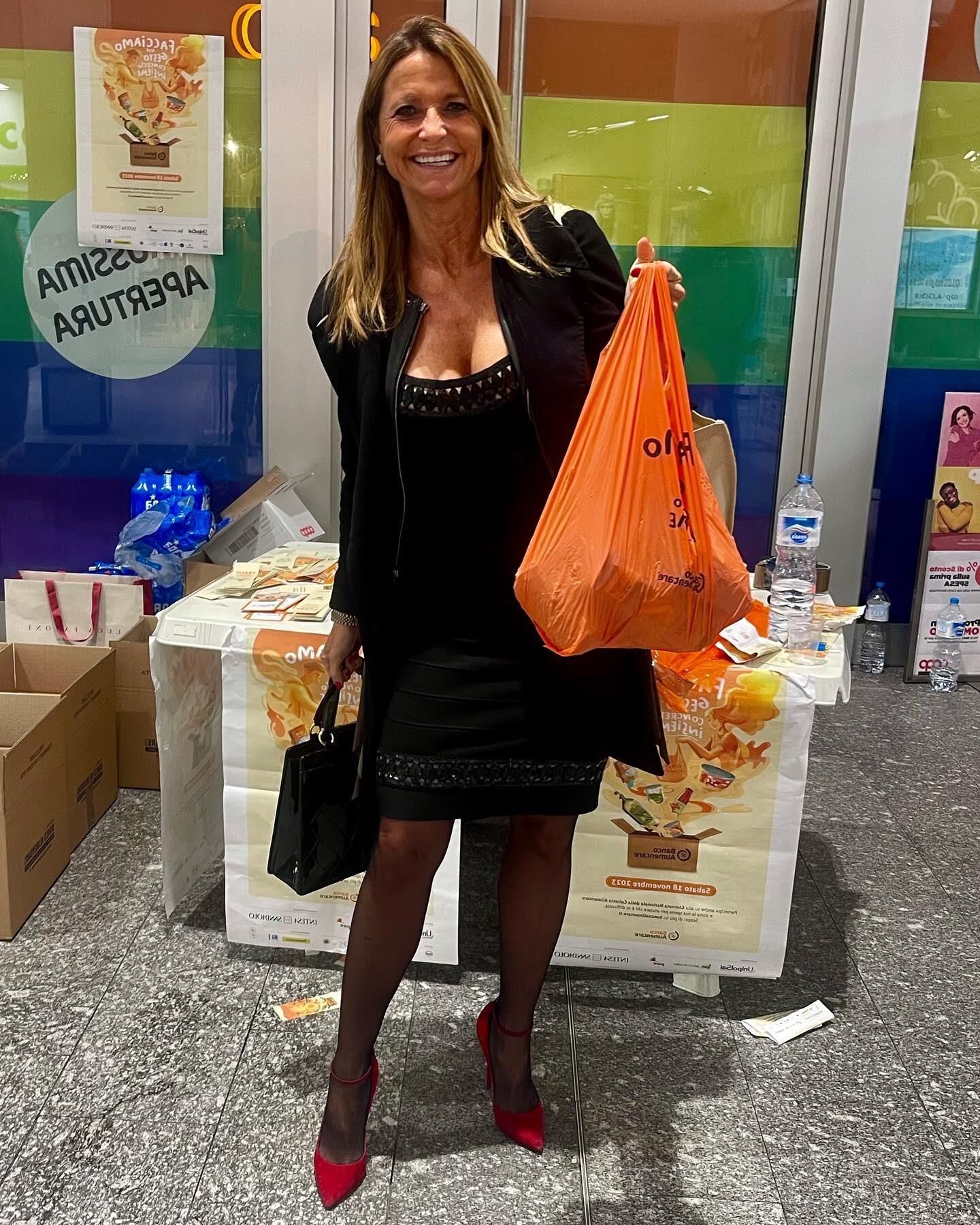 Italienischer MILF -Promi in Nylons