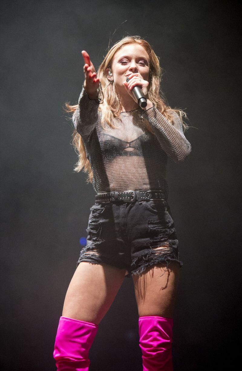 Zara Larsson tritt bei Eventim Apollo in London auf //