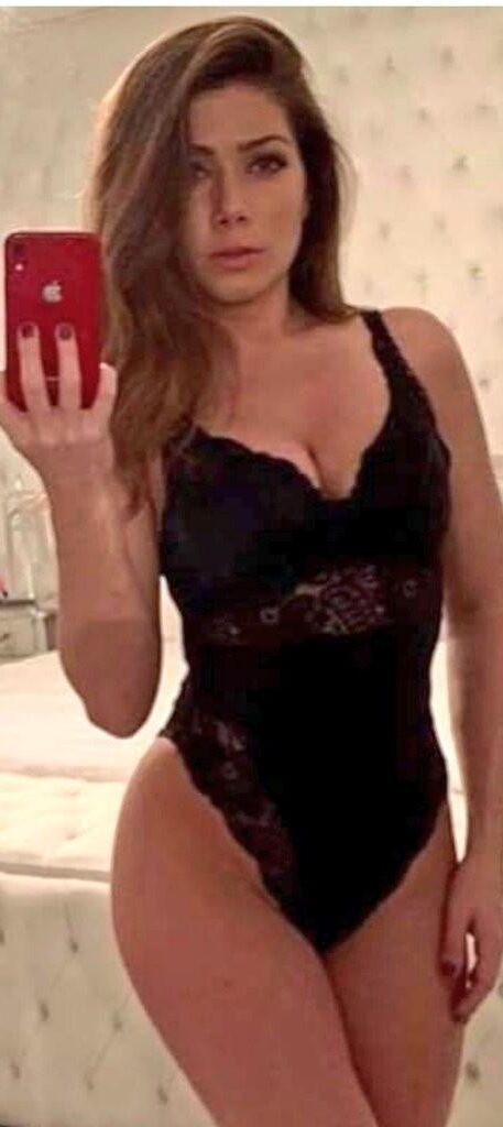 Foto de Nikki Sanderson