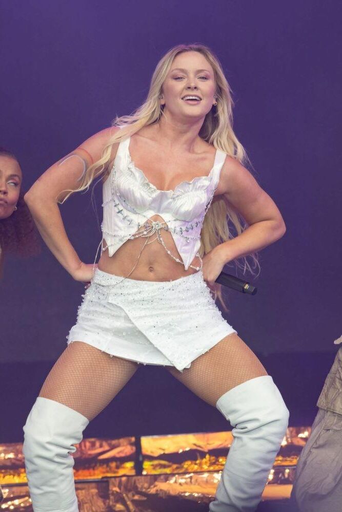 Zara Larsson bei Brighton Pride