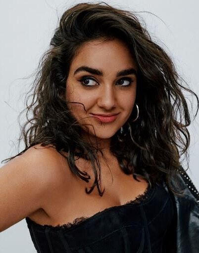 Celebridades impecáveis ​​Geraldine Viswanathan