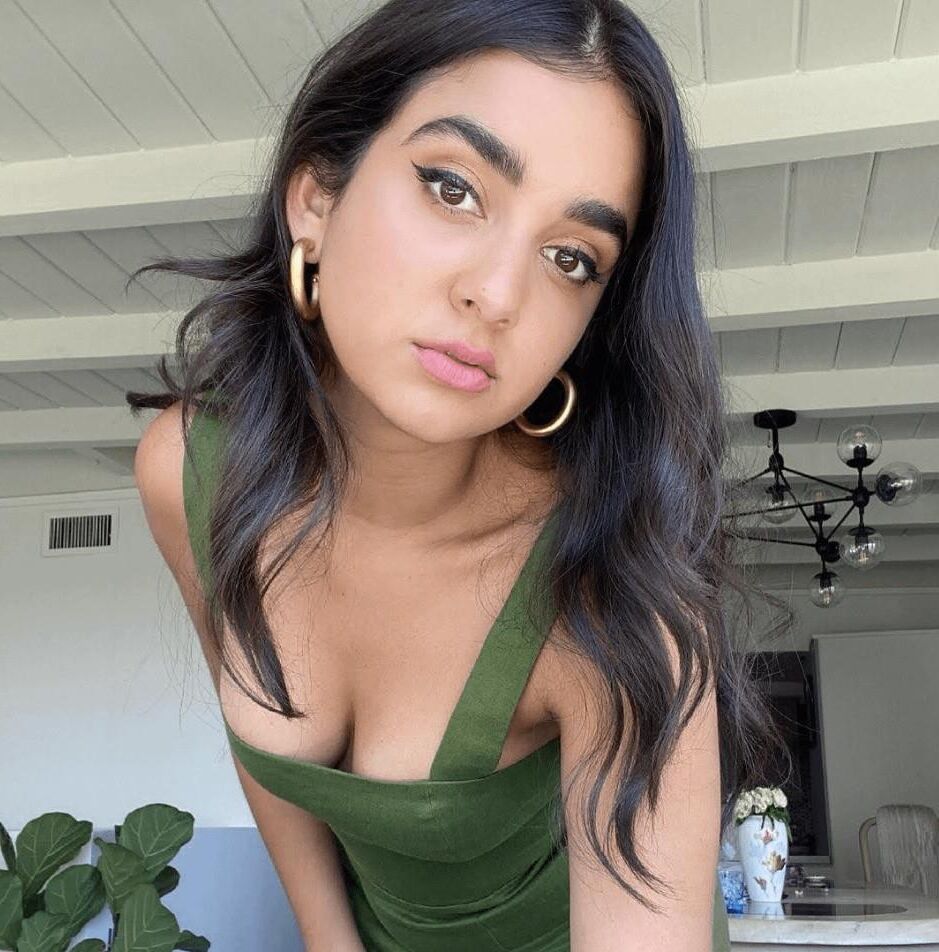 Celebridades impecáveis ​​Geraldine Viswanathan