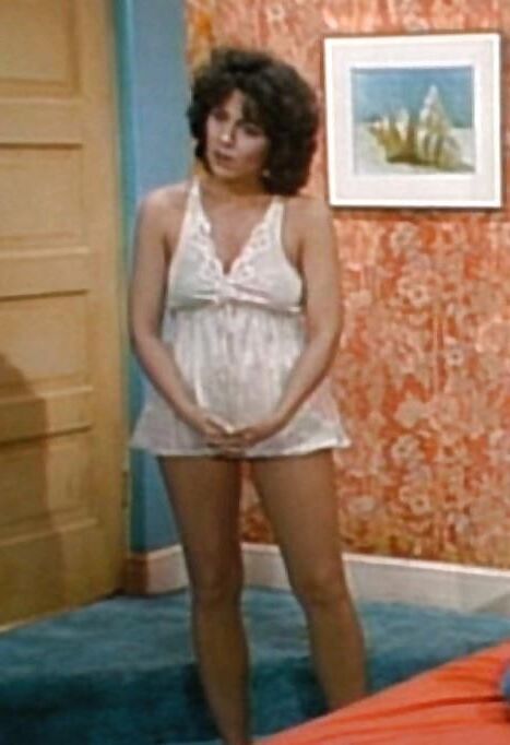 Joyce Dewitt