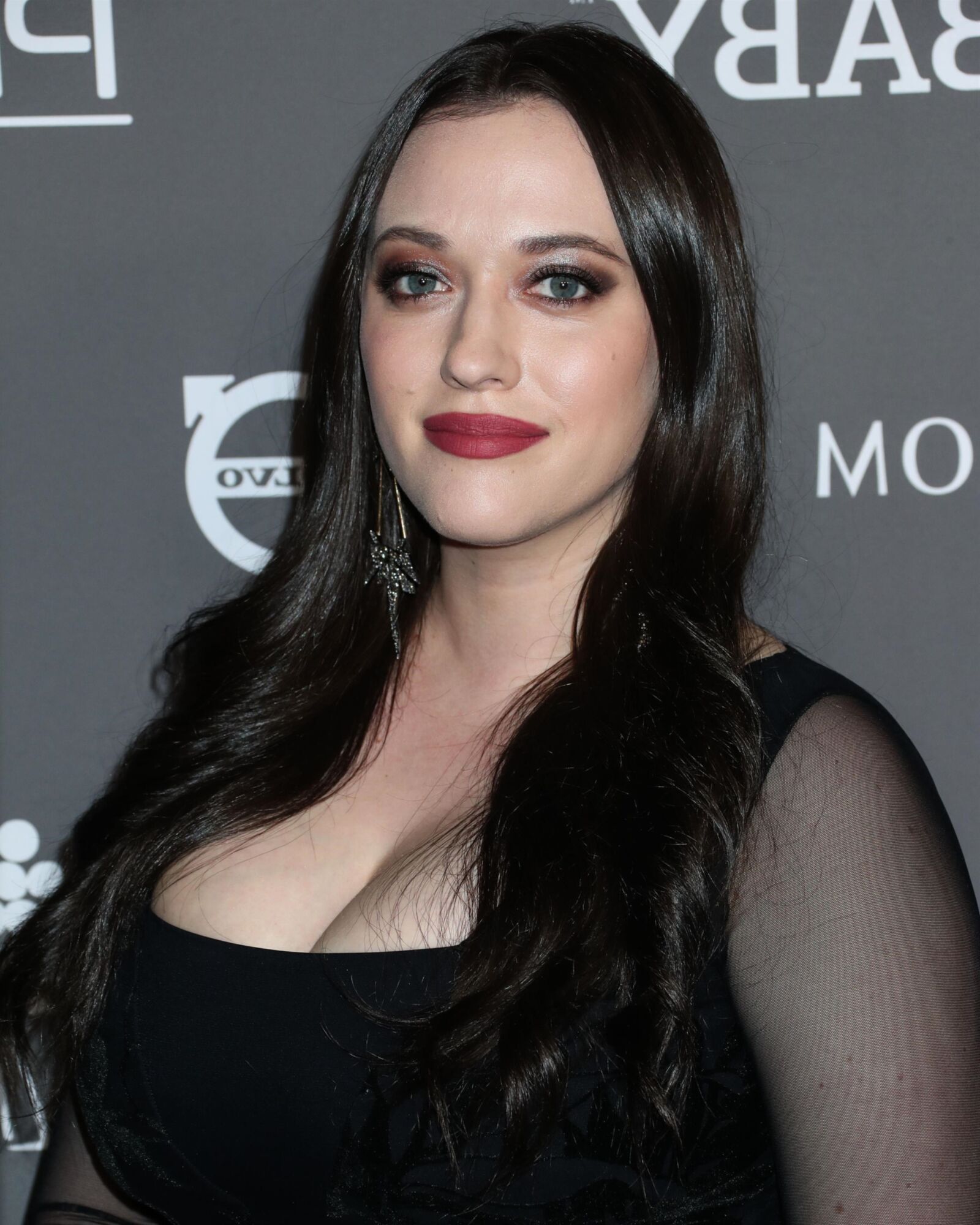 Kat Dennings - Gala Babybaby