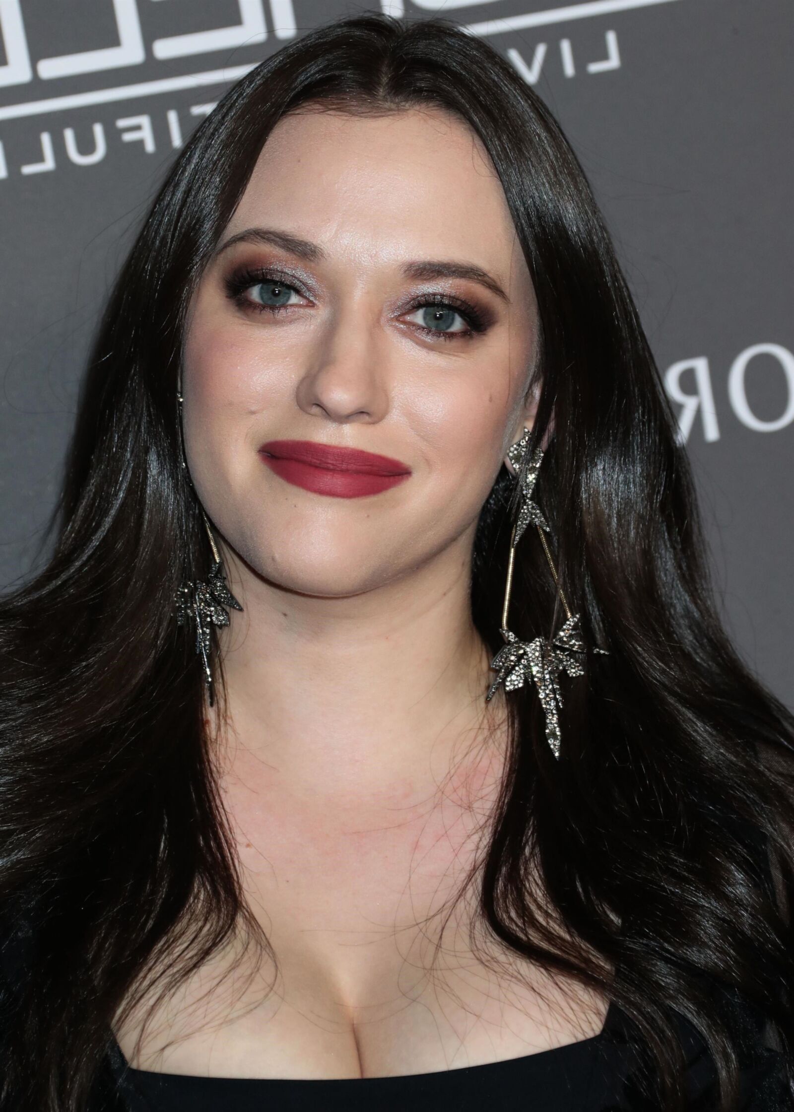 Kat Dennings - Gala Babybaby