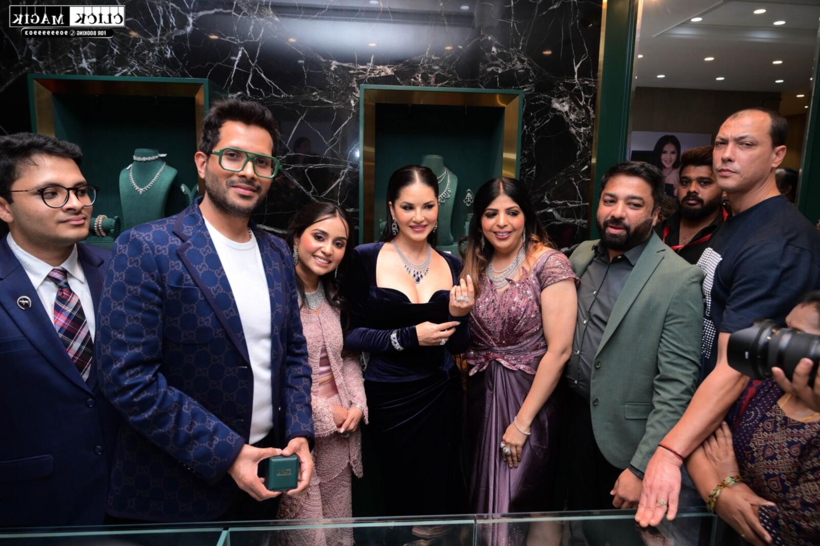 Sunny Leone Grand inauguração de Gupta Gold Hyderabad DEC