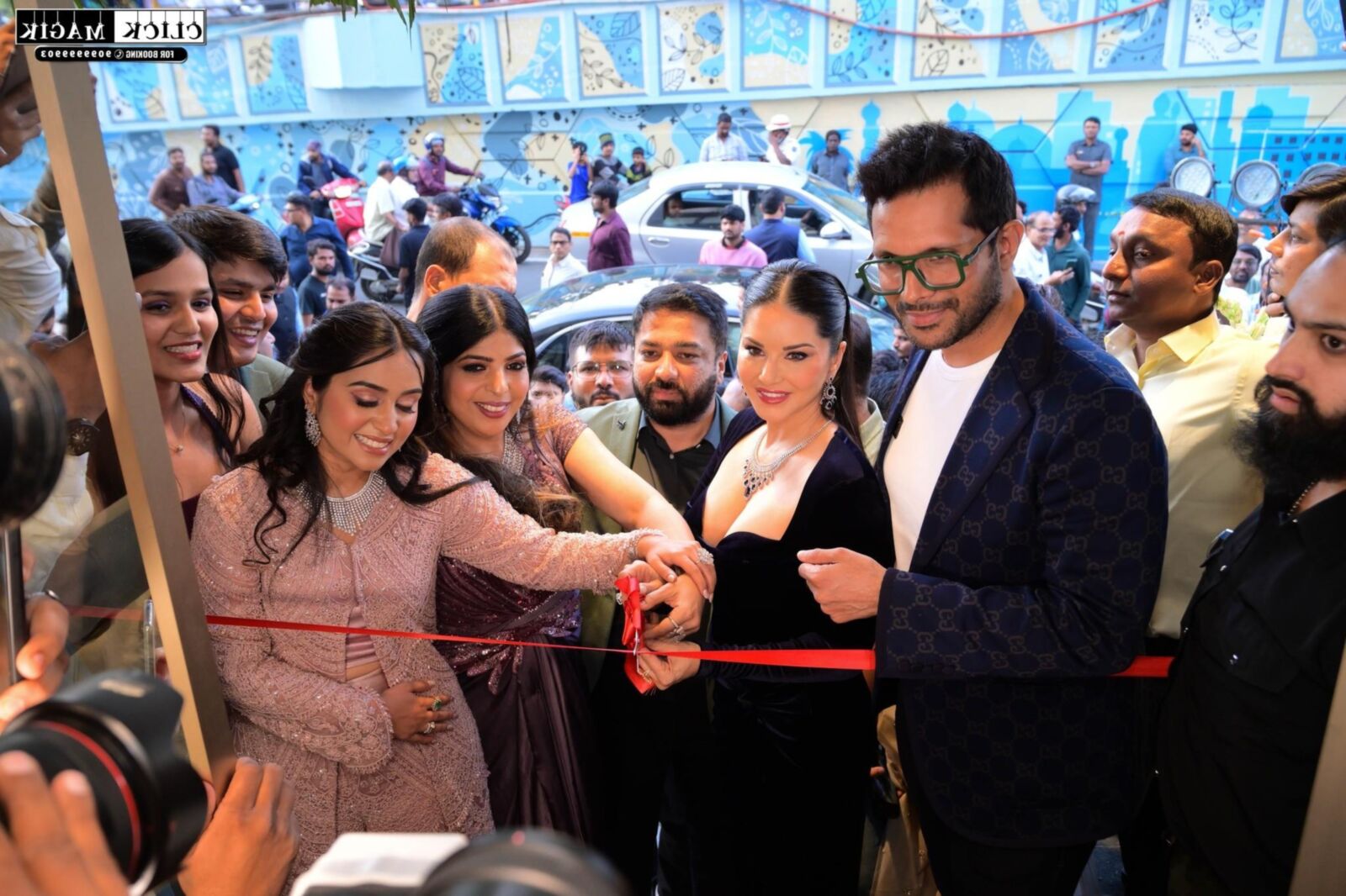 Sunny Leone Grand inauguração de Gupta Gold Hyderabad DEC