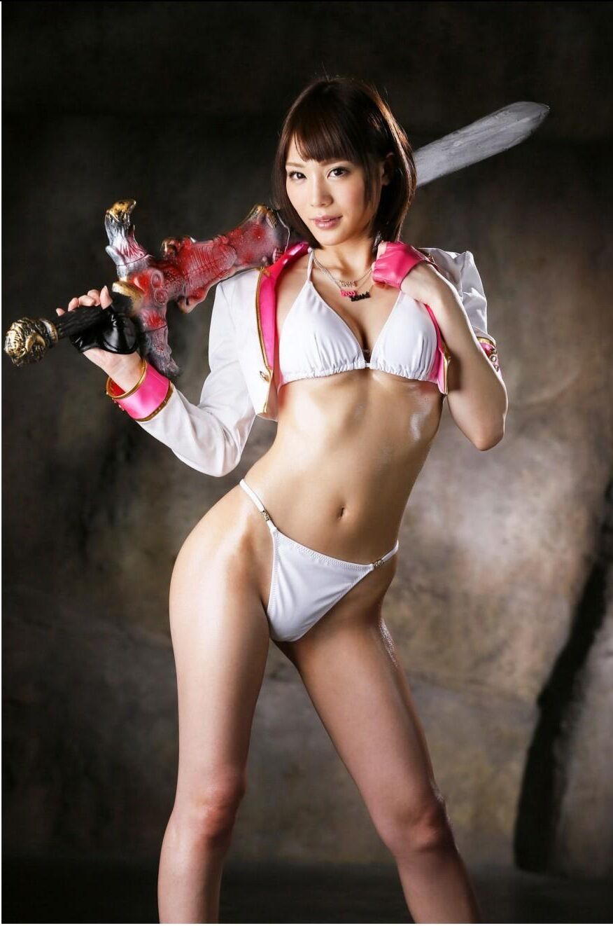 Airi Suzumura Photobook Cosplay emocionante