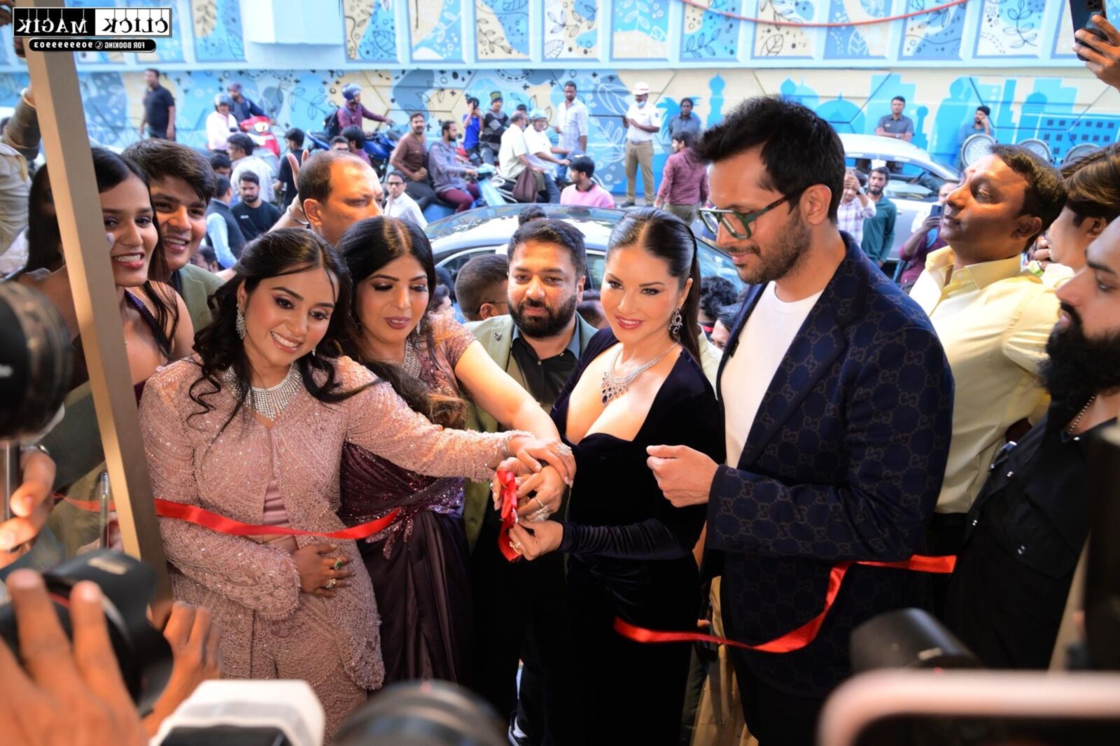 Sunny Leone Grand inauguração de Gupta Gold Hyderabad DEC