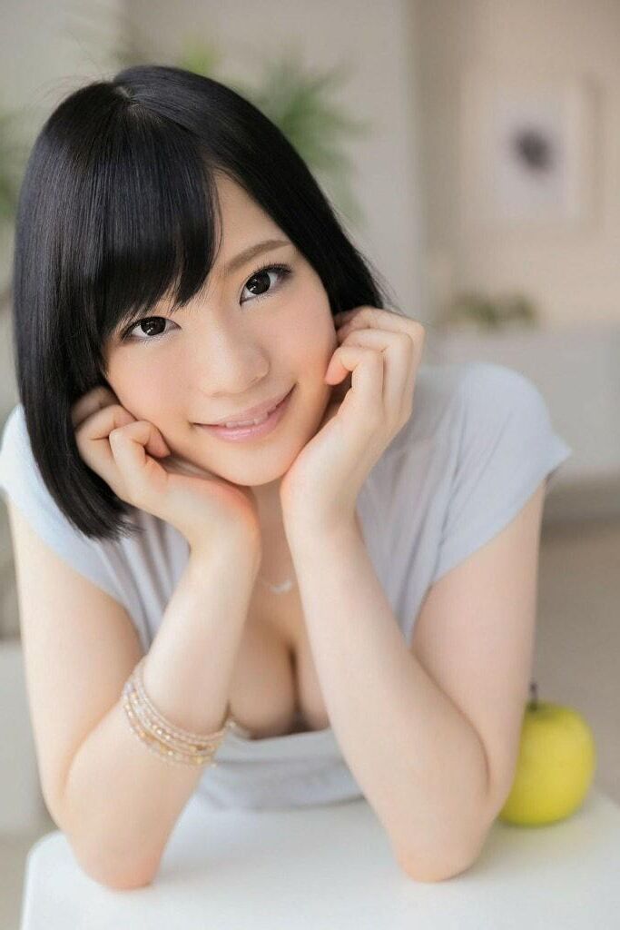 Airi Suzumura Prestige (Pose Mensaje)