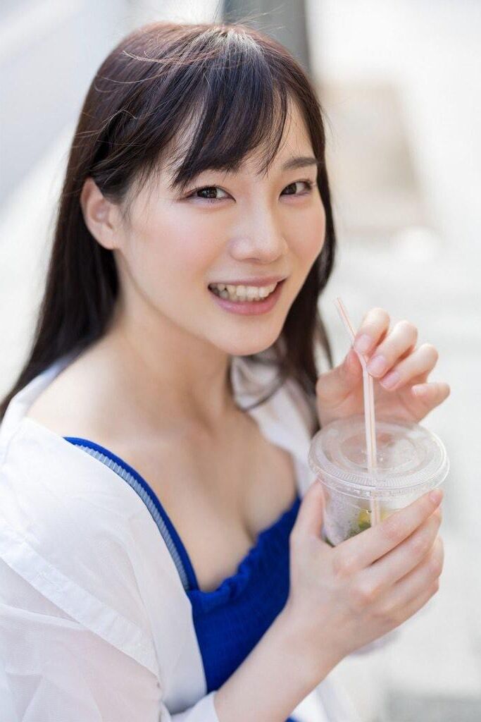 Airi Suzumura Photobook Okinawa Photo No. Airi