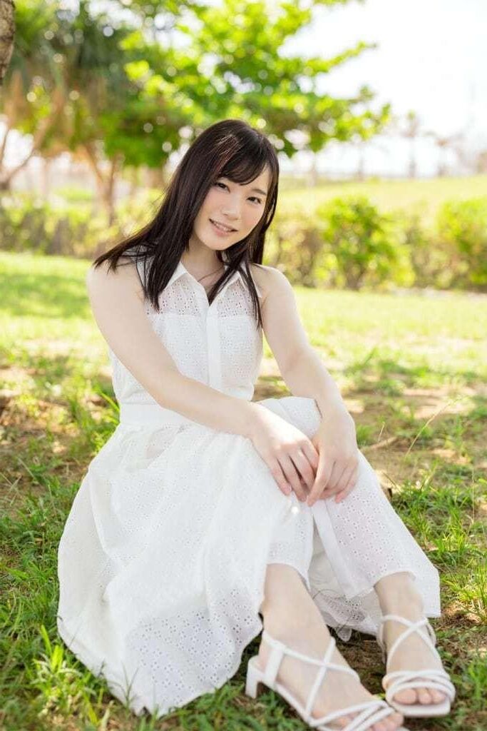 Airi Suzumura Photobook Okinawa Photo No. Shining