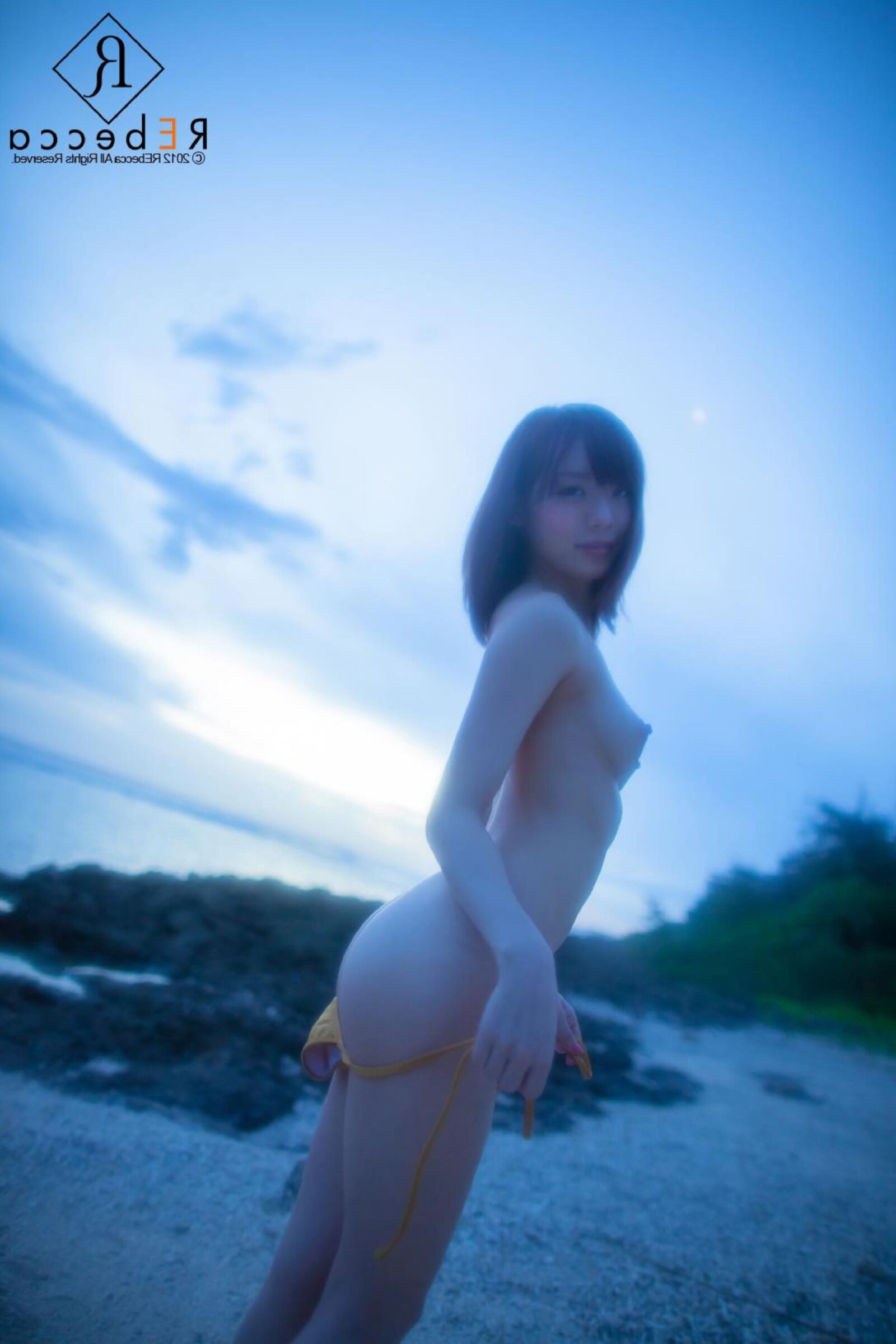 Airi Suzumura Rebecca Libro de fotos digitales [The Eternally Shining