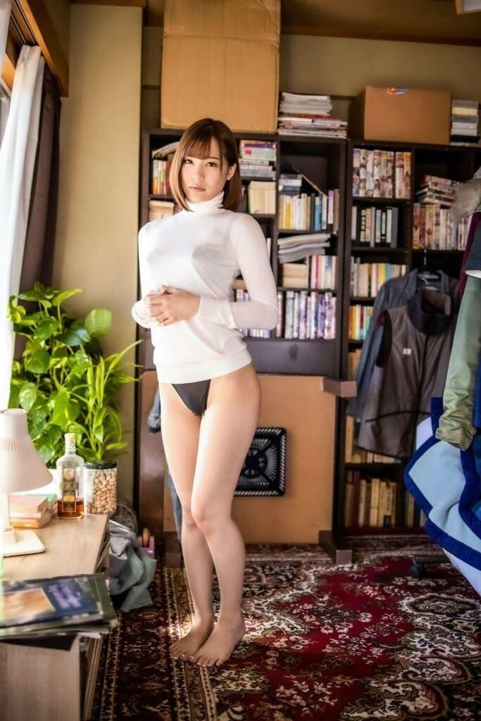 Airi Suzumura Prestige (Pose Mensaje)