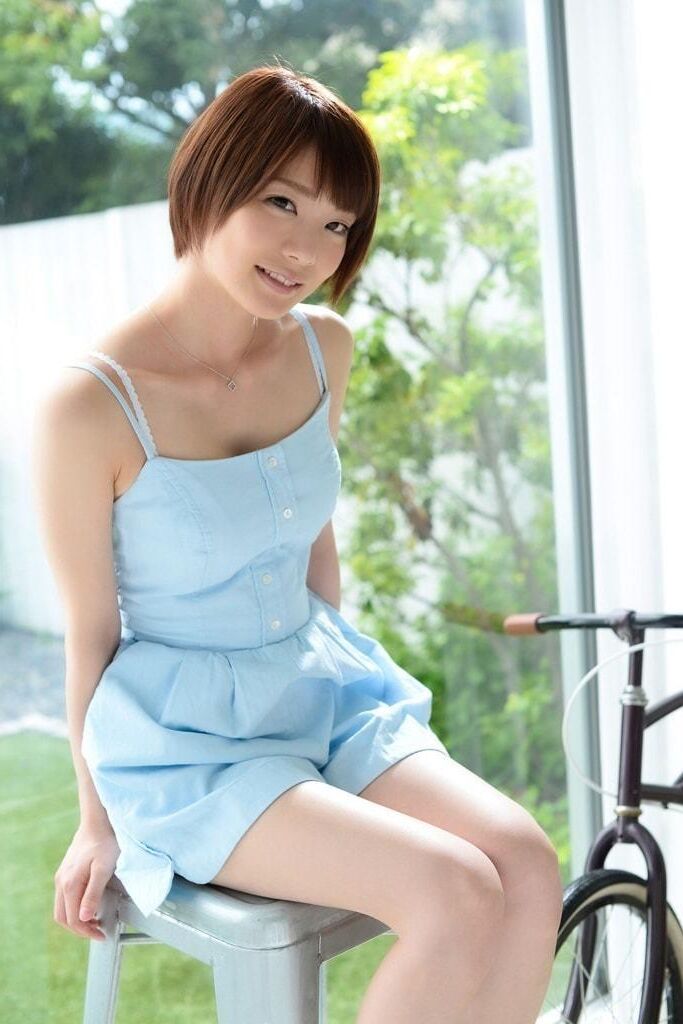 Airi Suzumura Prestige (Pose Mensaje)