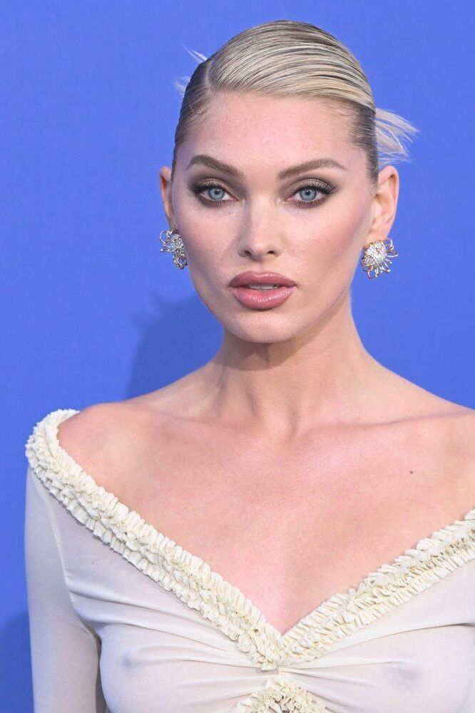 Elsa Hosk Boobs Mamilos Vestido Puro Amfar Cannes