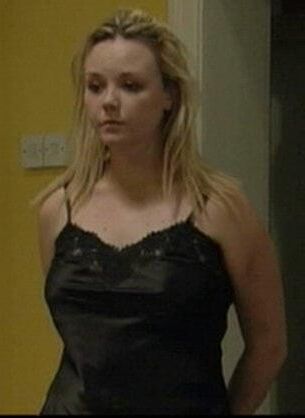 Anos de EastEnders Babes. Charile Brooks (Janine)