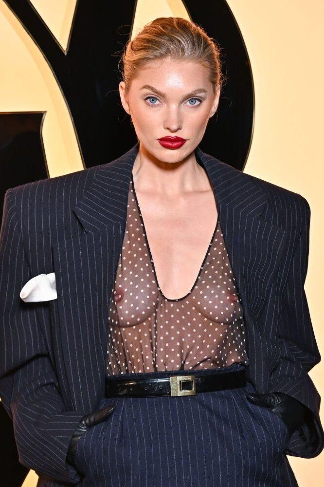 Elsa Hosk no YSL Show na Paris Fashion Week