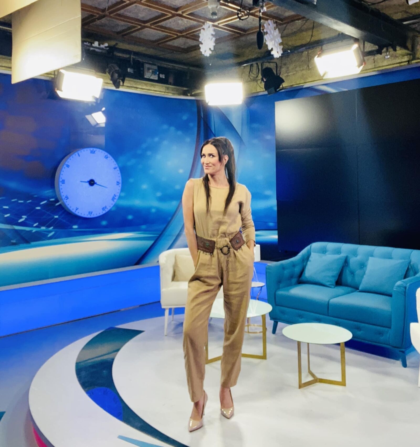 Presentadora de belleza y televisión de Bosnian Vanja Semic