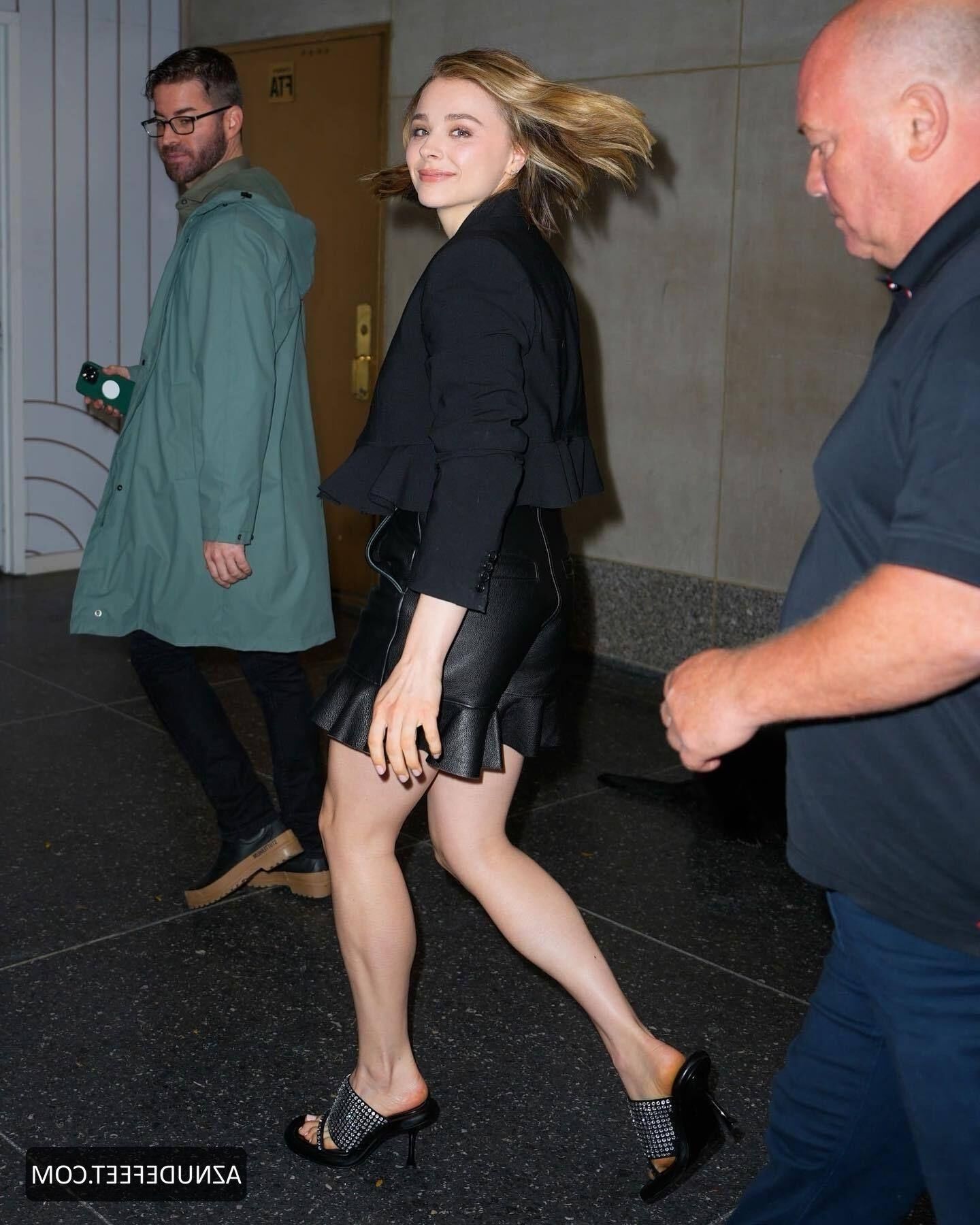 Chloe Grace Moretz Sexy Feet