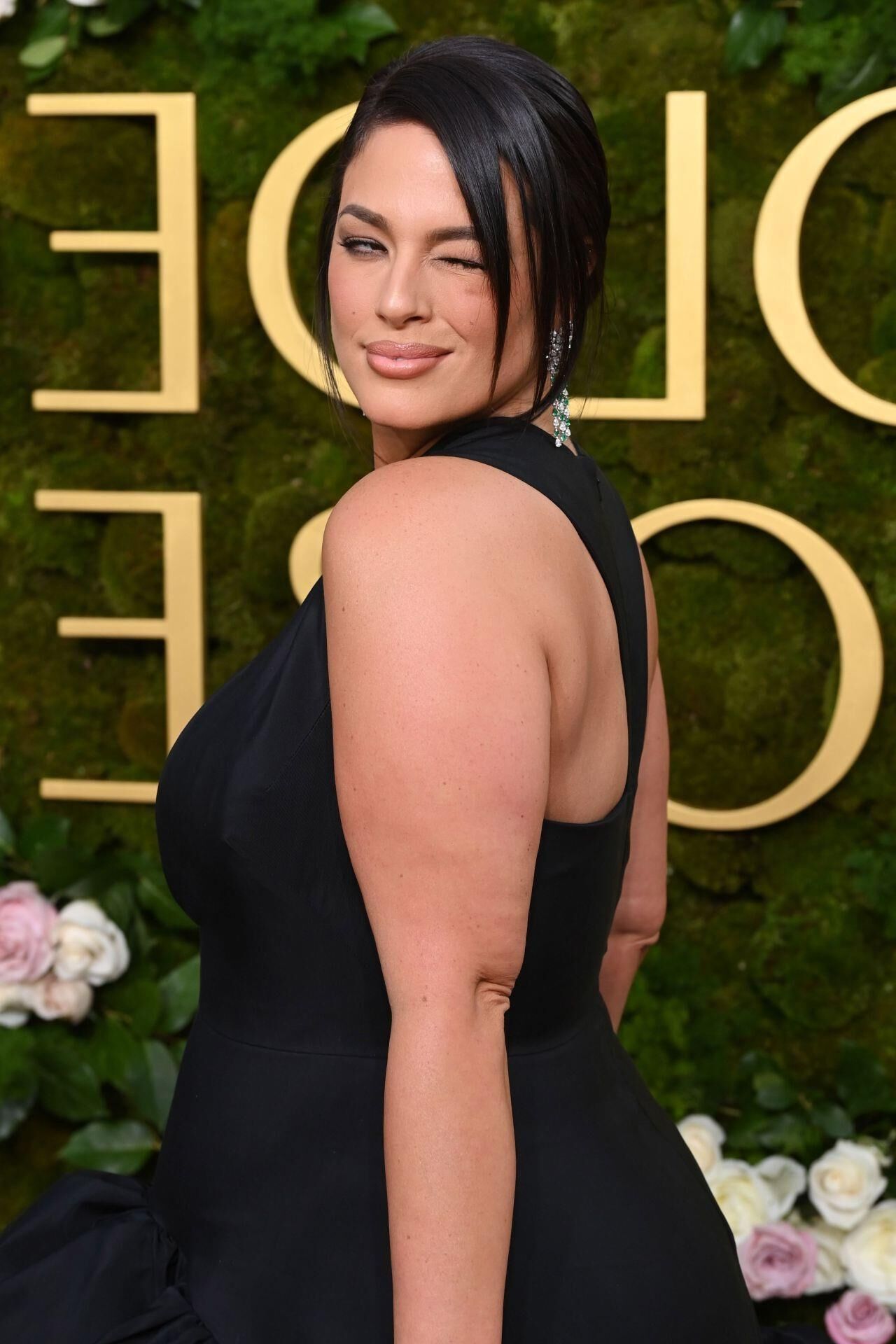 Ashley Graham no Globo de Ouro