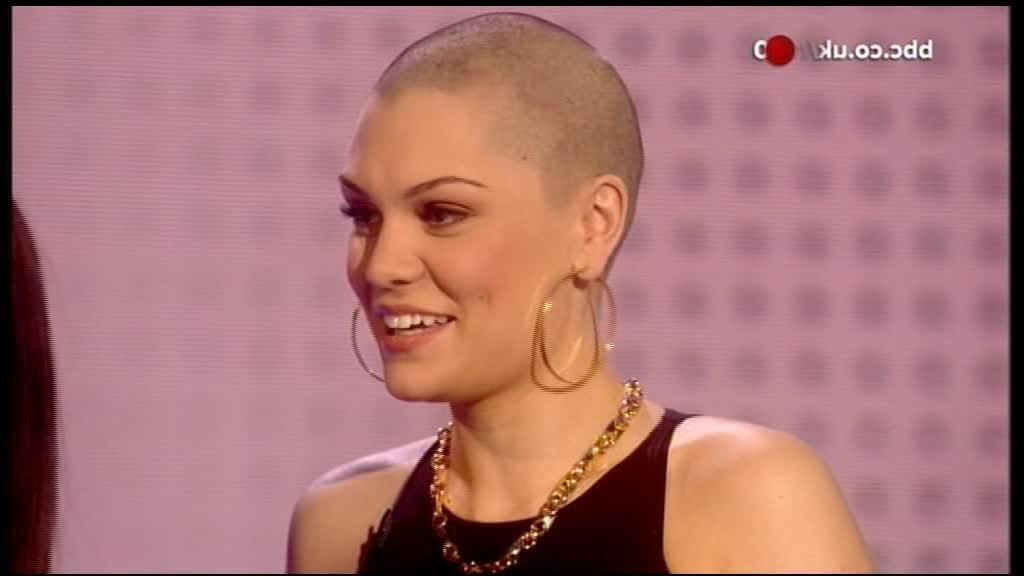 Jessie J Bangs Hair