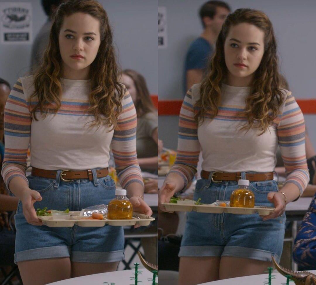 Mary Mouser