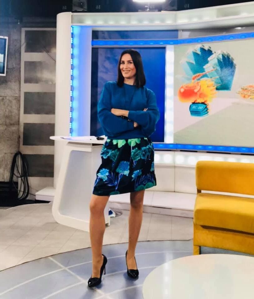 Presentadora de belleza y televisión de Bosnian Vanja Semic