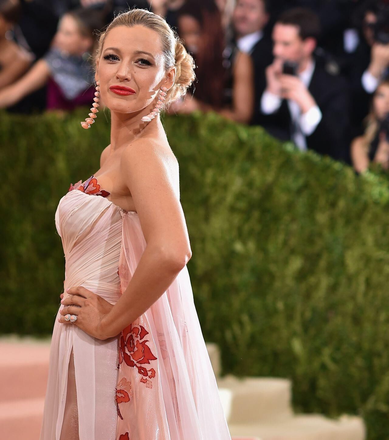 Blake Lively - Gala do Instituto de Costume Met