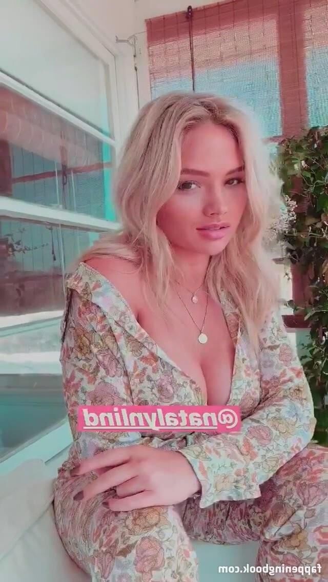 Natalie Alyn Lind 