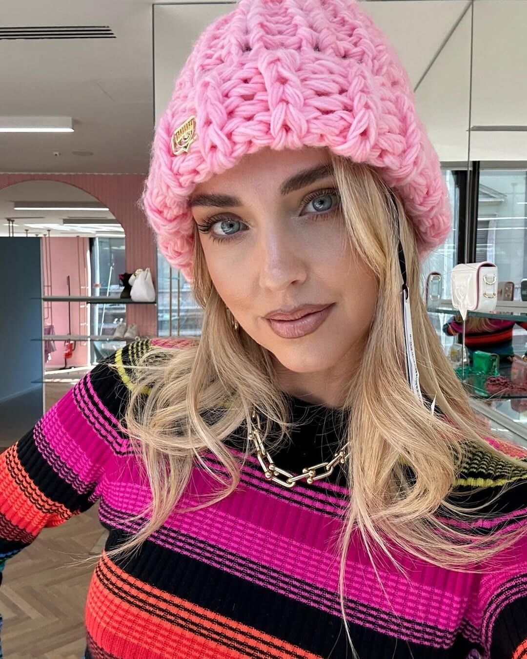 Chiara Ferragni Italien Slutty Blonde Influenceur!