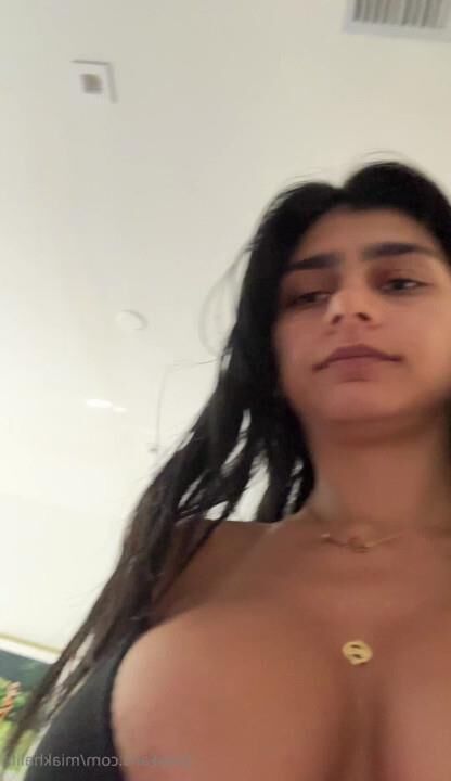 Mia Khalifa Album