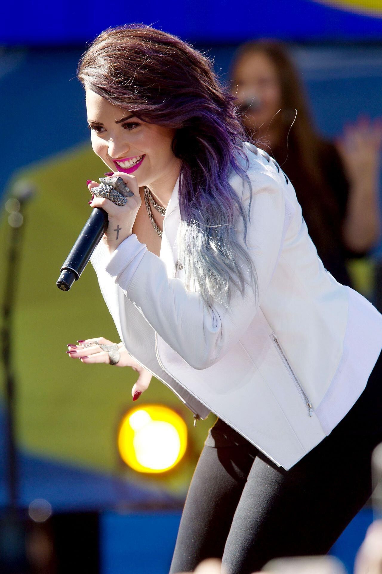 Demi Lovato Performing on ‘Good Morning America’ in 