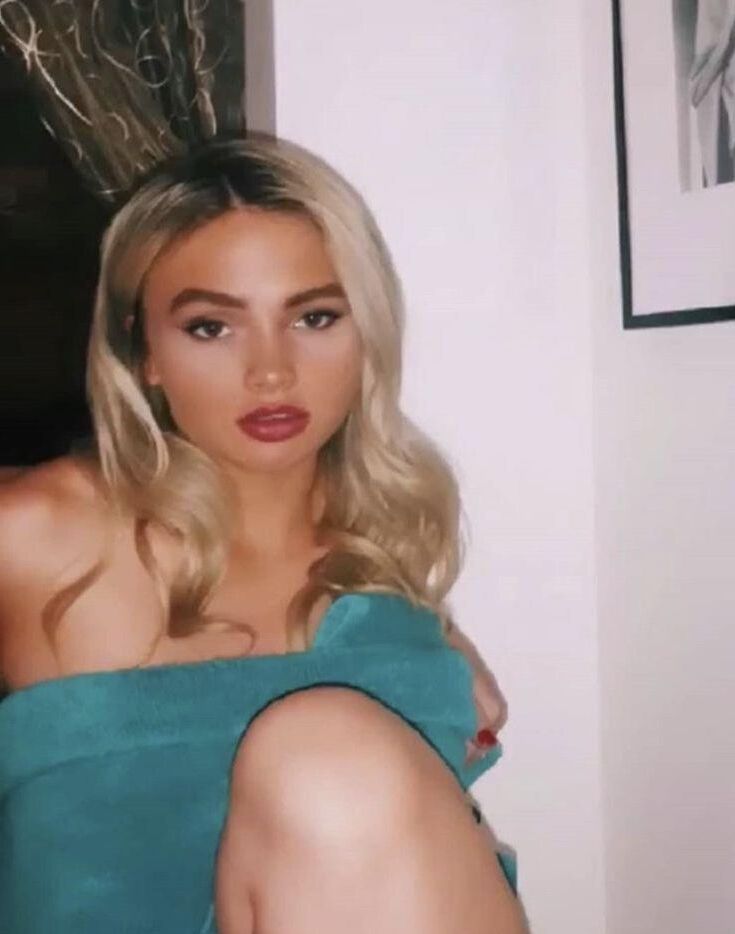 Natalie Alyn Lind 